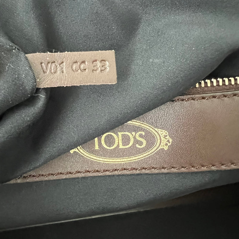 TOD’S Cape Bag