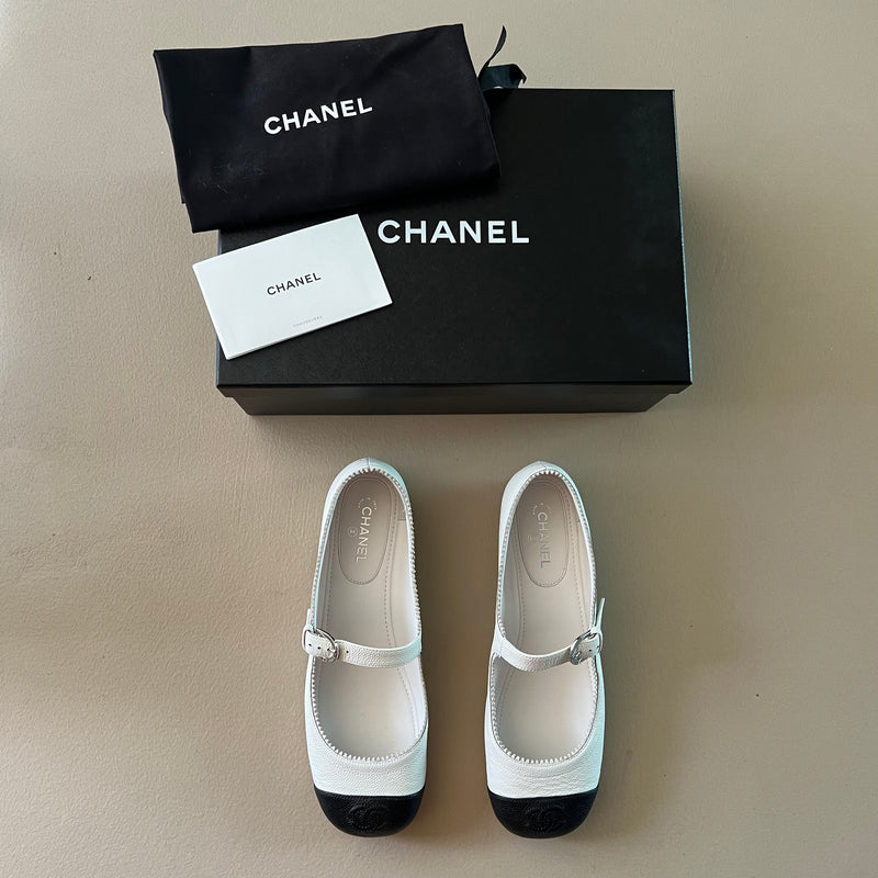 neue CHANEL CC Mary Jane Ballerina