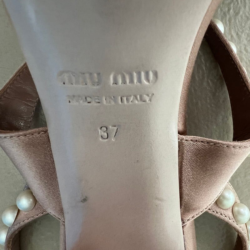 MIU MIU Sandalen