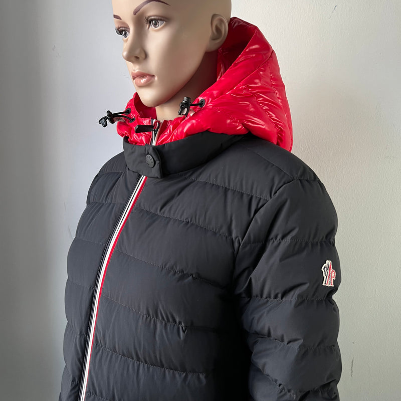 neue MONCLER Skijacke